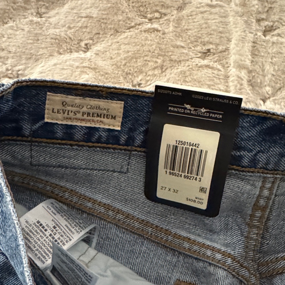 Levi’s 501 Original Premium Jeans - Picture 7 of 7